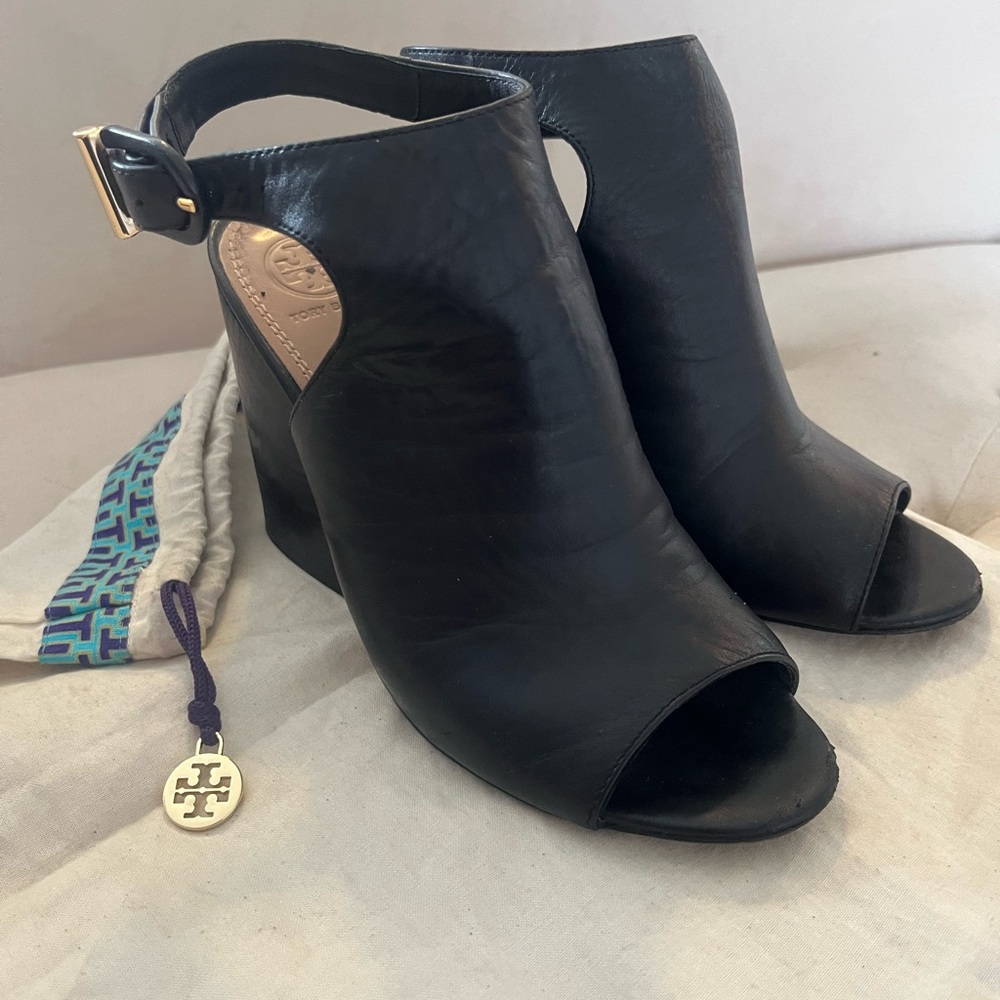 Tory Burch Black Leather Block Heel Peep-Toe Women's Shoes Booties Slingback 8